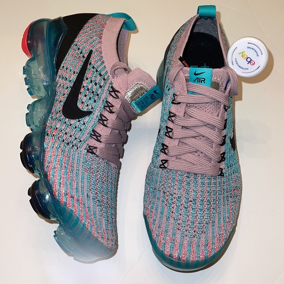 🖤SOLD🖤 NWT Nike Air VaporMax south beach - Picture 3 of 10